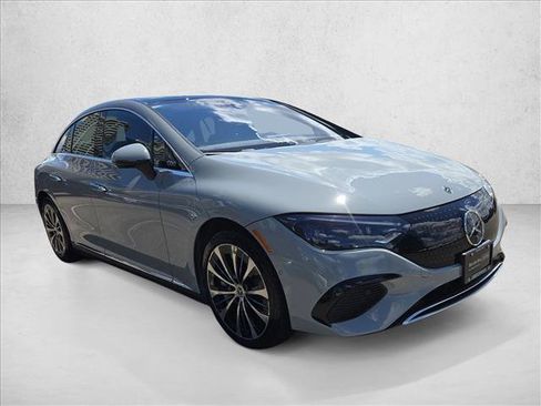 Used 2023 Mercedes-Benz EQE 350+ 4MATIC Sedan image 3