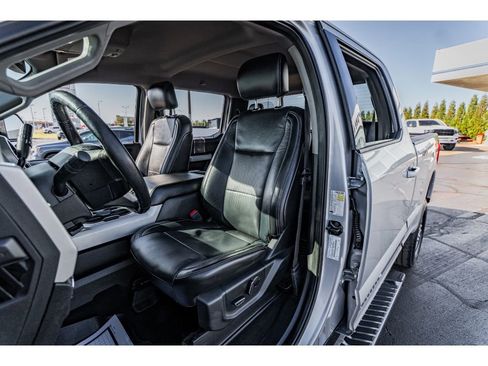 Used 2019 Ford F250 Lariat w/ Lariat Value Package image 8