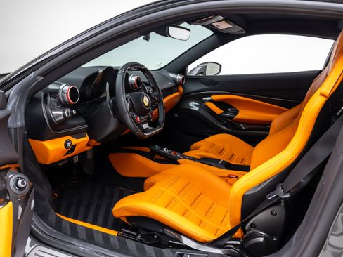 Certified 2022 Ferrari F8 Tributo RWD image 65