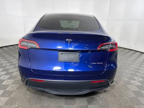 Used 2021 Tesla Model Y Long Range image 4