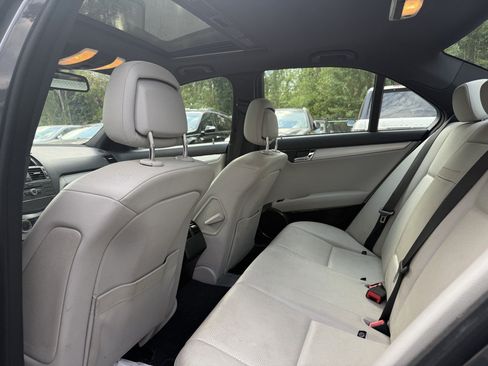 Used 2010 Mercedes-Benz C 300 4MATIC Sedan image 14