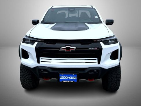 Certified 2024 Chevrolet Colorado ZR2 w/ Technology Package AWD/4WD image 2