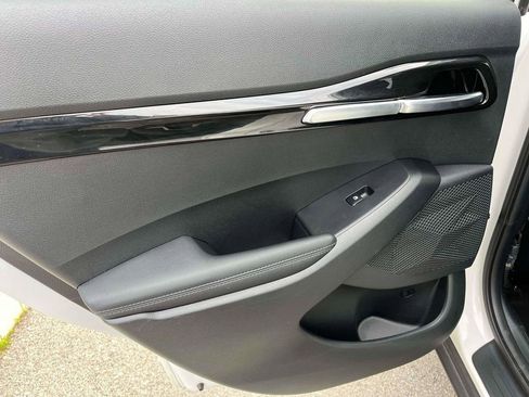 Used 2024 Kia Seltos EX FWD image 5