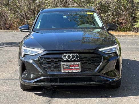 Used 2024 Audi Q8 e-tron Premium Plus w/ Premium Plus Package AWD/4WD image 12
