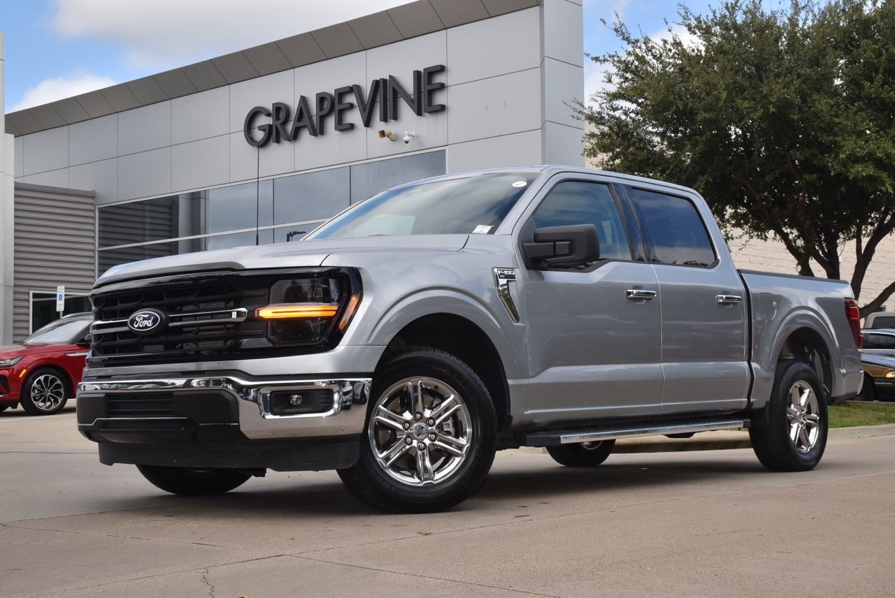 Used 2025 Ford F150 XLT w/ Equipment Group 301A Standard RWD image 2