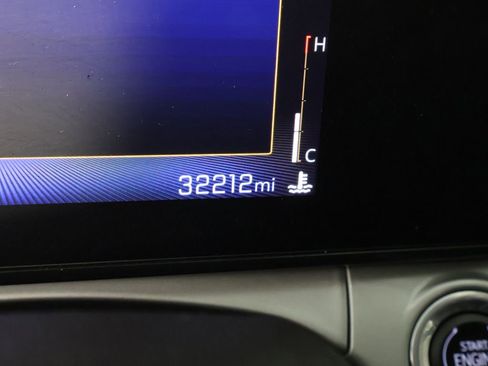 Used 2024 Chevrolet Trax LT w/ Driver Confidence Package image 37