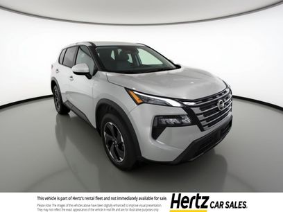 Used 2025 Nissan Rogue SV