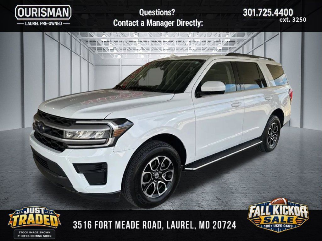 Used 2022 Ford Expedition XLT AWD/4WD image 1