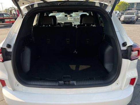 Certified 2024 Ford Escape ST-Line w/ Tech Pack #1 AWD/4WD image 12