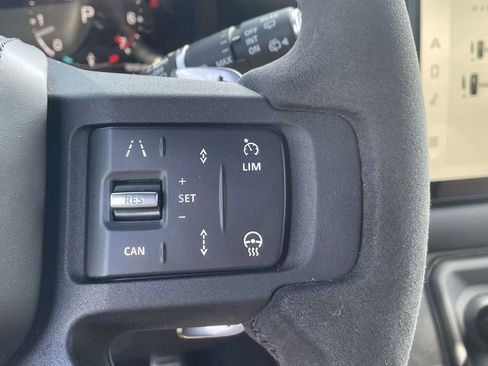 Certified 2024 Land Rover Defender 110 V8 AWD/4WD image 35