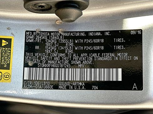 Used 2016 Toyota Highlander XLE image 12