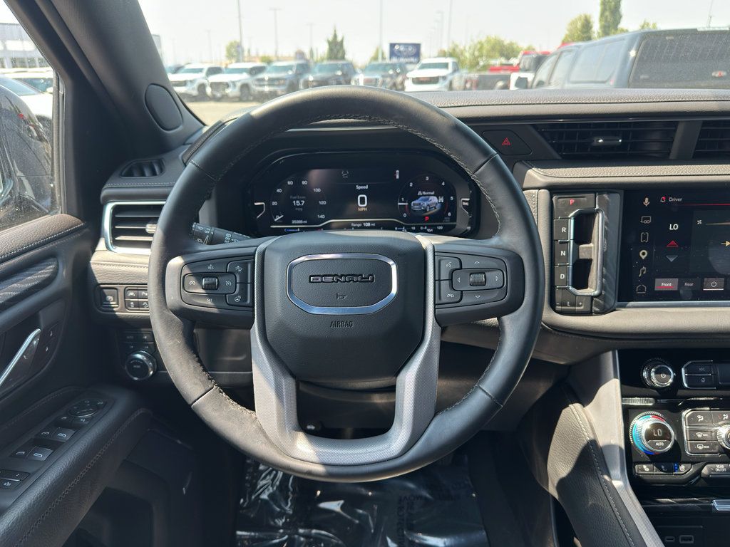 Used 2024 GMC Yukon Denali AWD/4WD image 21