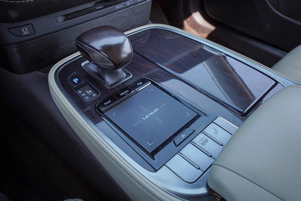 Used 2018 Lexus LS 500 AWD w/ Interior Upgrade Package image 16