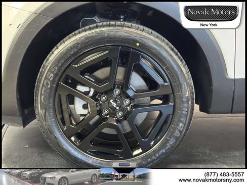 Used 2023 Kia Telluride EX X-Line AWD/4WD image 9