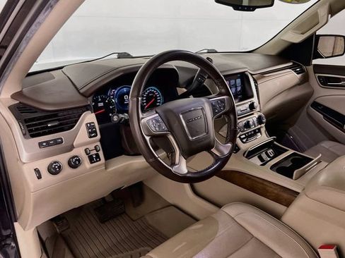 Used 2020 GMC Yukon Denali w/ Denali Ultimate Package AWD/4WD image 40