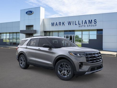 New 2026 Ford Explorer Active w/ Active Comfort Package AWD/4WD image 8