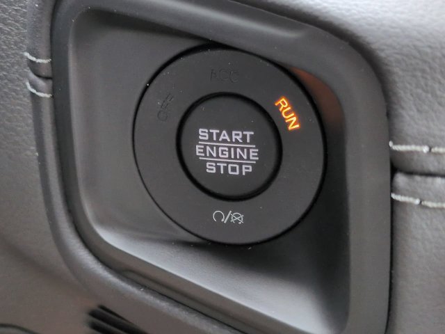 New 2027 Jeep Wrangler Unlimited Sahara AWD/4WD image 29