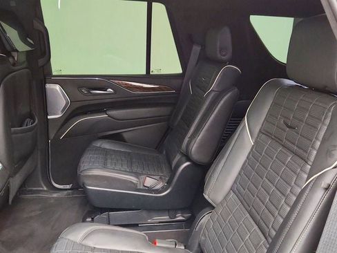 Used 2023 Cadillac Escalade Sport Platinum w/ LPO, ONYX Package image 24