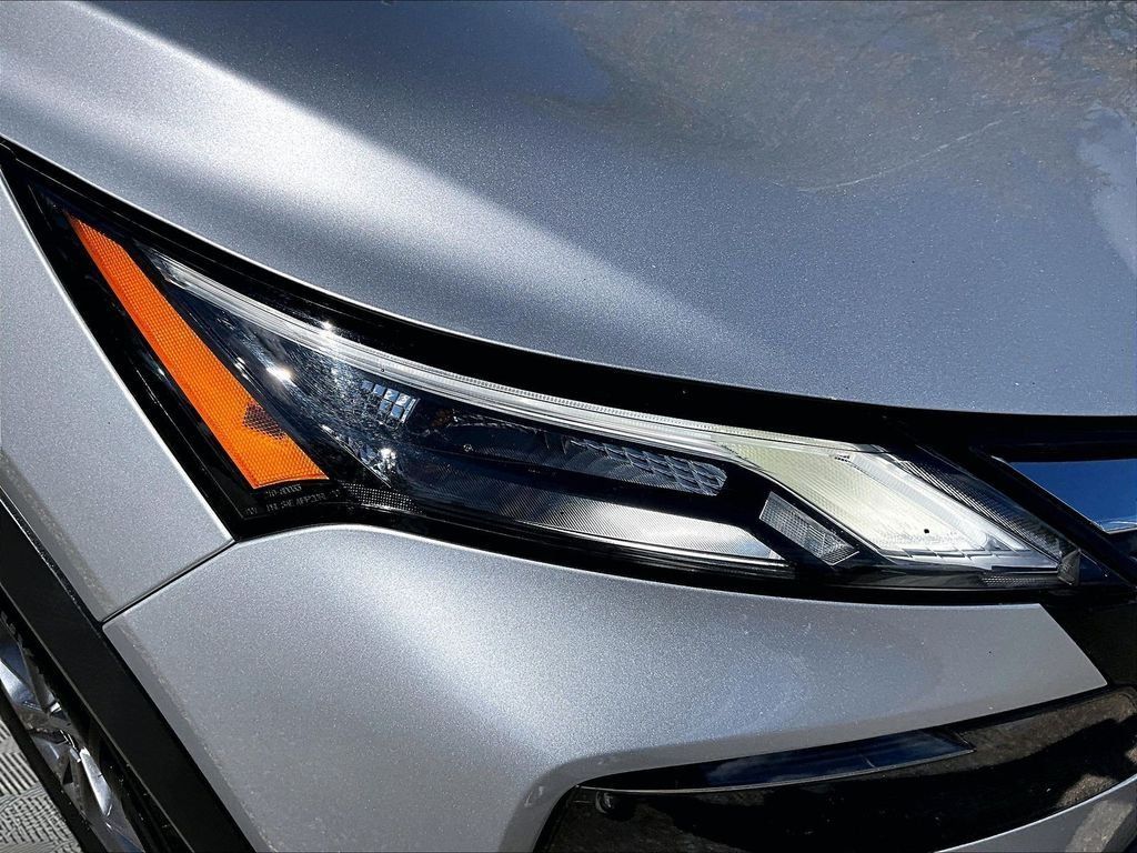 Certified 2024 Nissan Rogue S AWD/4WD image 31