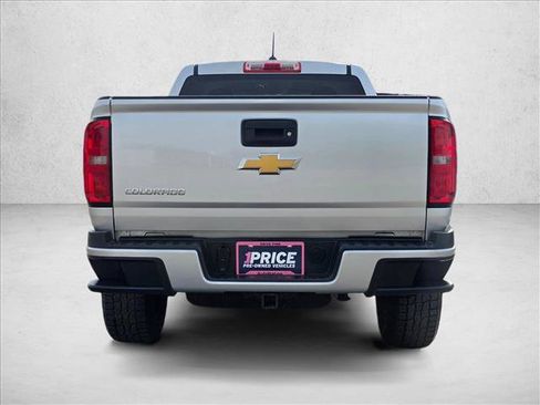 Used 2015 Chevrolet Colorado Z71 AWD/4WD image 4