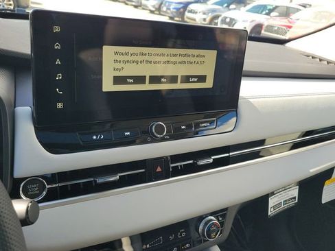 New 2025 Mitsubishi Outlander SE image 29