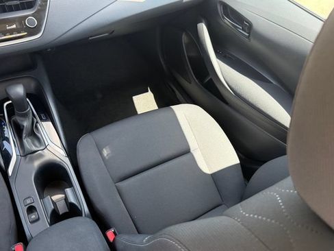Used 2024 Toyota Corolla LE FWD image 26