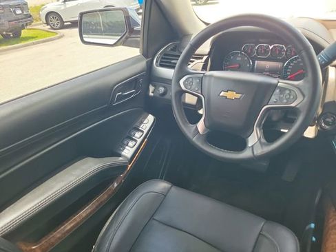Used 2016 Chevrolet Tahoe LTZ AWD/4WD image 15