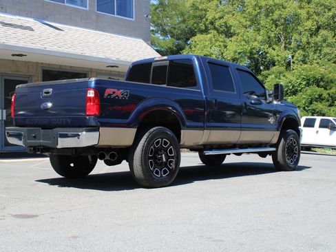 Used 2013 Ford F250 Lariat w/ Lariat Interior Pkg AWD/4WD image 6