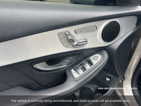 Used 2019 Mercedes-Benz GLC 300 image 10