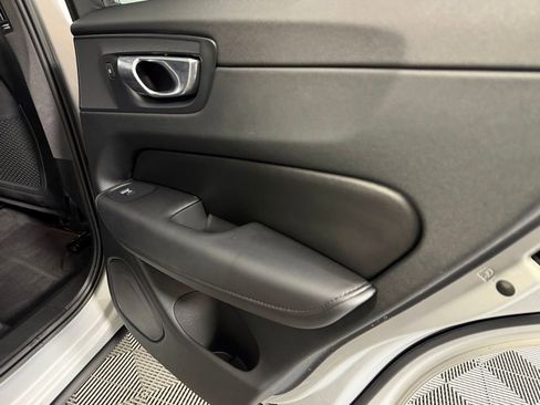 Used 2023 Volvo XC60 B5 Plus w/ Climate Package image 31