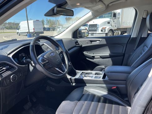 Used 2021 Ford Edge SEL w/ Convenience Package AWD/4WD image 10
