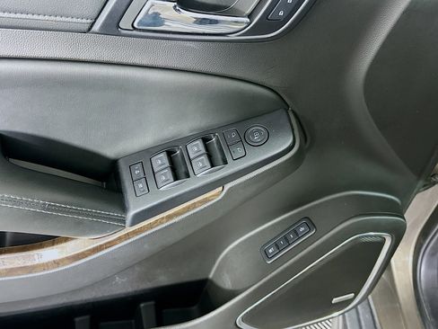 Used 2015 Chevrolet Tahoe LT image 15