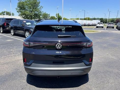 Used 2023 Volkswagen ID.4 Pro AWD/4WD image 9
