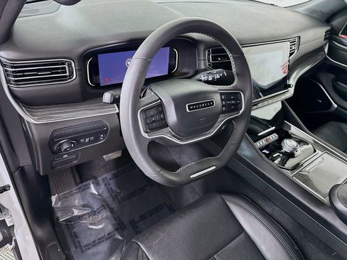 Used 2022 Jeep Wagoneer Series II w/ Premium Group I image 19