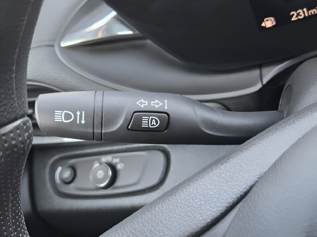 Used 2026 Buick Envista Preferred FWD image 27