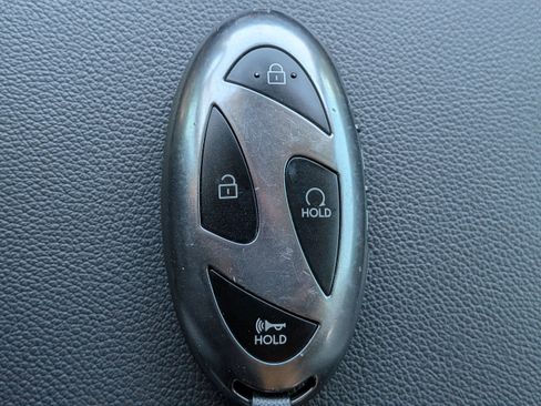 Certified 2025 Hyundai Tucson Limited image 32