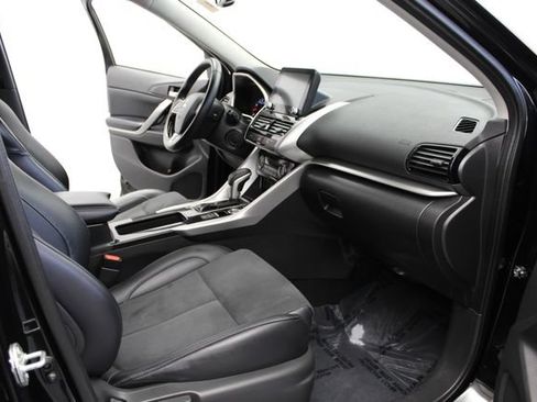 Used 2024 Mitsubishi Eclipse Cross SEL AWD/4WD image 29
