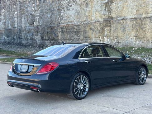 Used 2015 Mercedes-Benz S 550 Sedan image 4