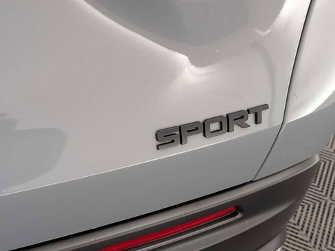 Used 2025 Honda HR-V Sport image 13