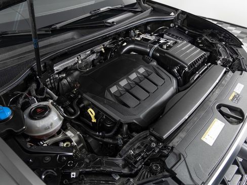 Used 2020 Audi Q3 2.0T Premium Plus w/ Premium Plus Package image 39