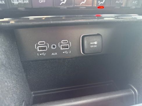 Certified 2021 Jeep Grand Cherokee L Limited image 31