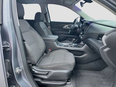 Used 2019 Chevrolet Traverse LT FWD image 28