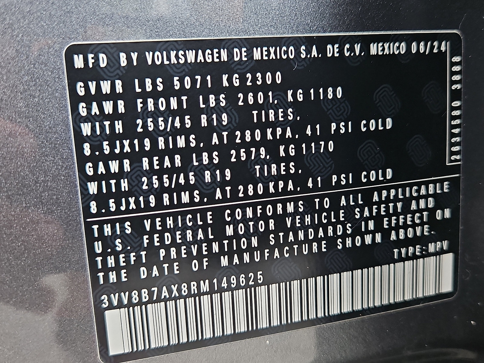 Used 2024 Volkswagen Tiguan SE R-Line AWD/4WD image 31