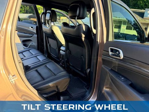 Used 2019 Jeep Grand Cherokee Limited w/ Luxury Group II AWD/4WD image 23