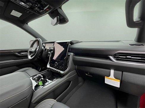 New 2026 GMC Yukon Elevation image 44