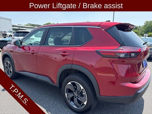 Used 2025 Nissan Rogue SV AWD/4WD image 25
