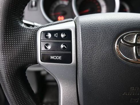 Used 2013 Toyota Tacoma 4x4 Double Cab w/ SR5 Pkg image 7