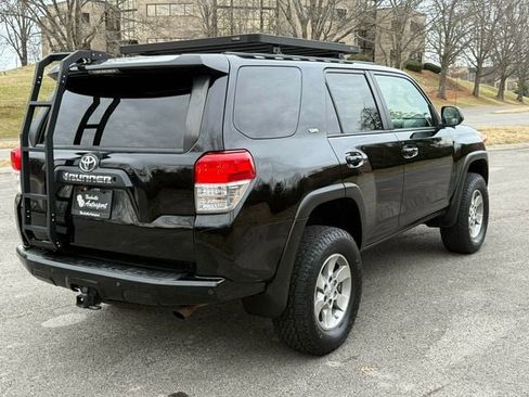 Used 2010 Toyota 4Runner SR5 image 6