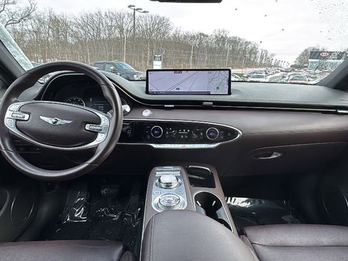 Used 2022 Genesis GV70 2.5T w/ Advanced Package image 28