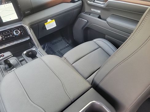 New 2026 GMC Sierra 1500 Denali image 28